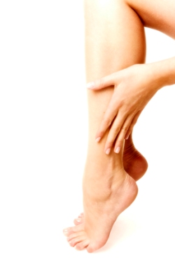 Комментарии врача к народным средствам лечения боли в ногах